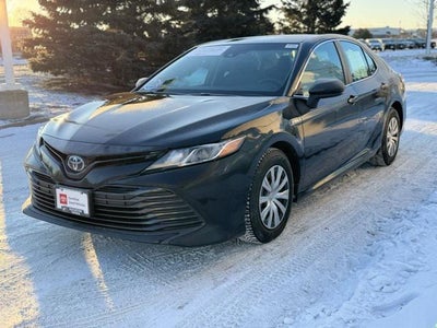 2018 Toyota Camry Hybrid LE FWD