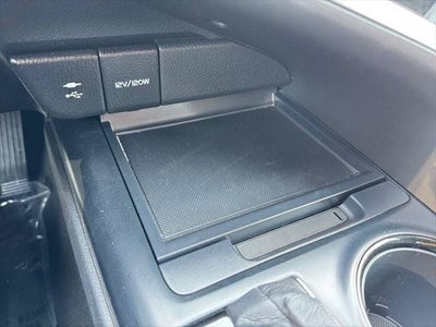 2019 Toyota Camry Hybrid LE FWD