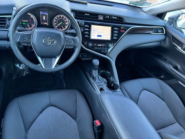 2018 Toyota Camry Hybrid LE FWD