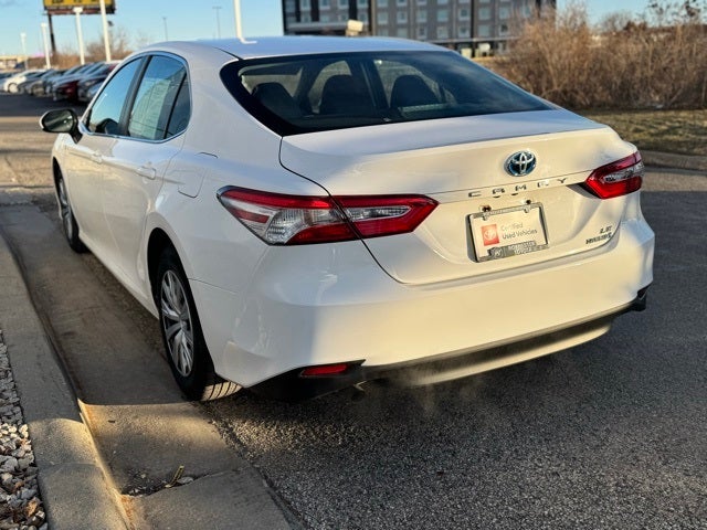 2018 Toyota Camry Hybrid LE FWD