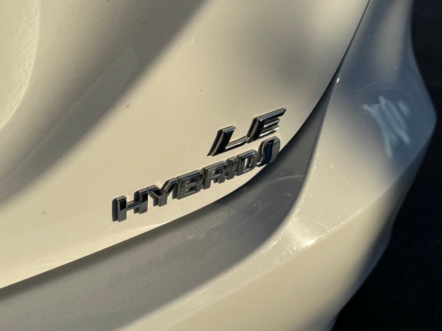 2018 Toyota Camry Hybrid LE FWD