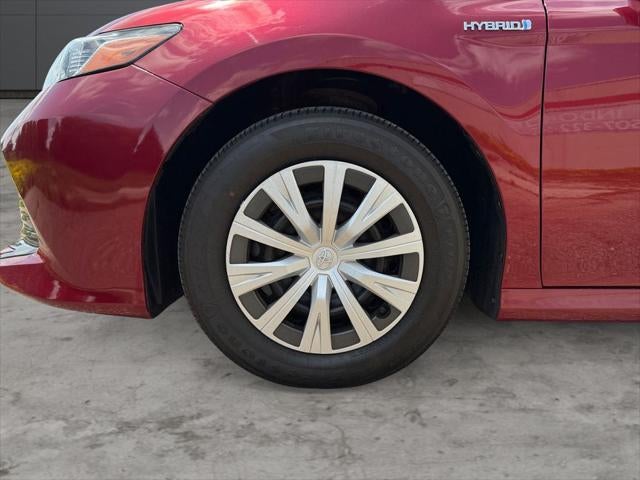 2019 Toyota Camry Hybrid LE FWD