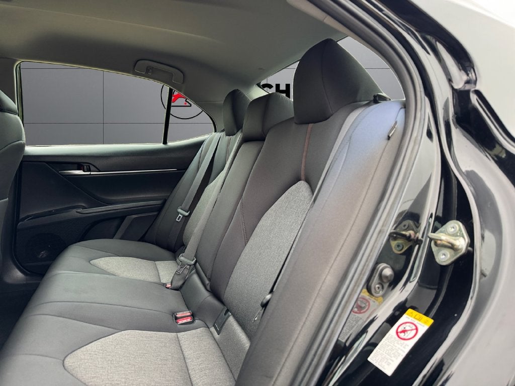2019 Toyota Camry Hybrid LE FWD