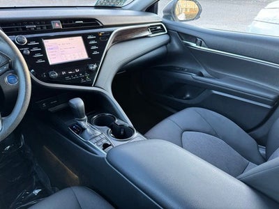 2018 Toyota Camry Hybrid LE FWD