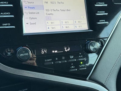 2018 Toyota Camry Hybrid LE FWD