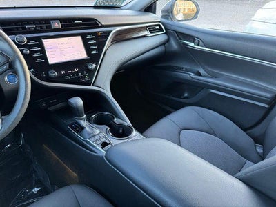 2018 Toyota Camry Hybrid LE FWD