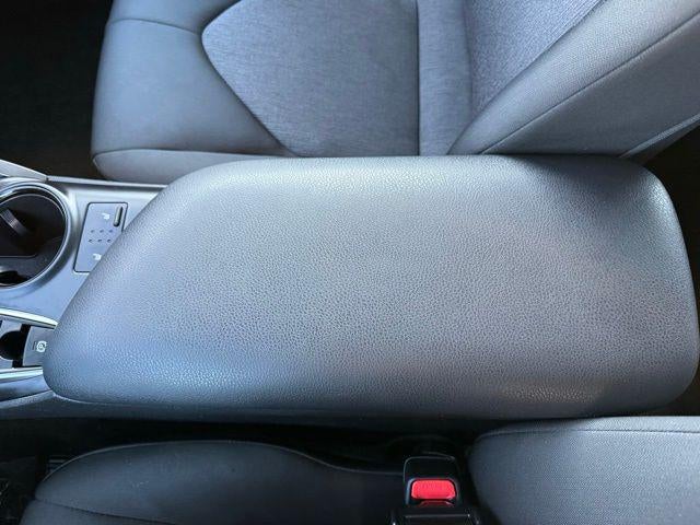 2018 Toyota Camry Hybrid LE FWD