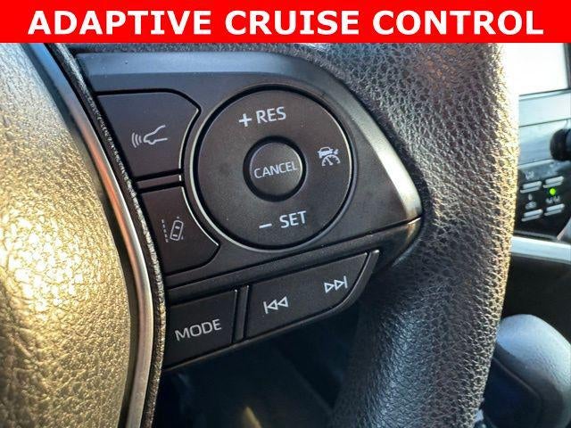 2018 Toyota Camry Hybrid LE FWD