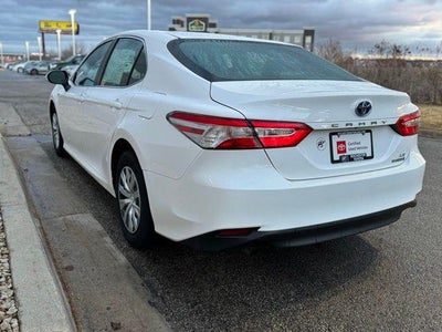 2018 Toyota Camry Hybrid LE FWD