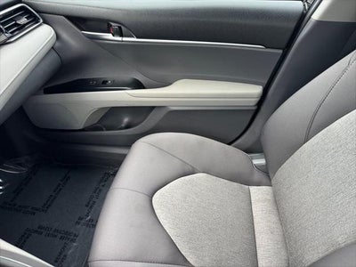 2019 Toyota Camry Hybrid LE FWD