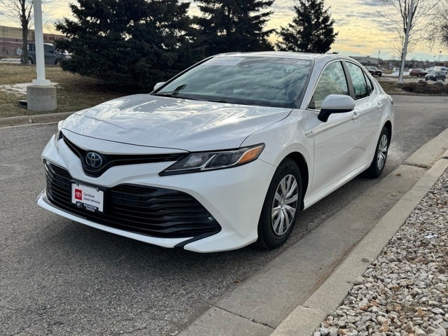 2018 Toyota Camry Hybrid LE FWD