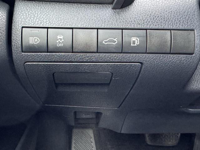 2018 Toyota Camry Hybrid LE FWD