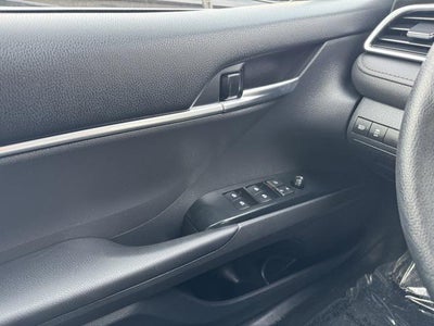 2018 Toyota Camry Hybrid LE FWD