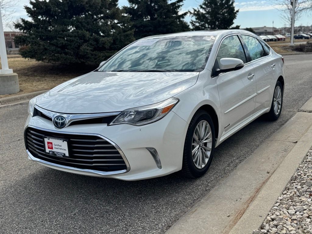 2018 Toyota Avalon Hybrid Limited FWD