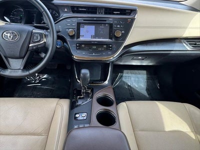 2018 Toyota Avalon Hybrid Limited FWD