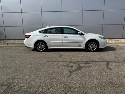 2018 Toyota Avalon Hybrid Limited FWD