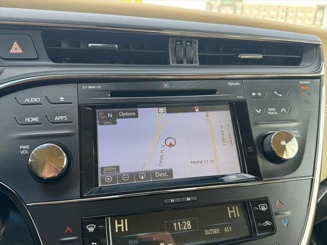 2018 Toyota Avalon Hybrid Limited FWD