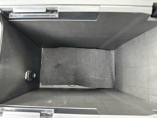 2017 Toyota Camry Hybrid XLE FWD