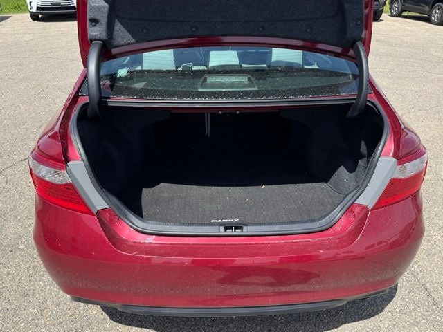 2015 Toyota Camry SE FWD