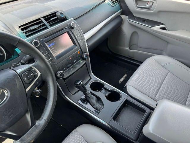 2015 Toyota Camry SE FWD