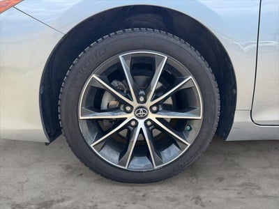 2017 Toyota Camry XSE FWD