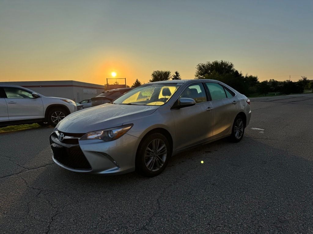 2017 Toyota Camry SE FWD