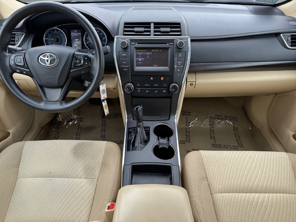 2017 Toyota Camry LE FWD