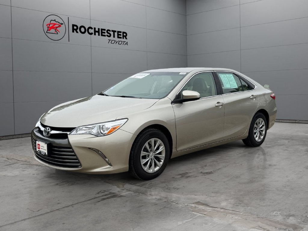 2017 Toyota Camry LE FWD
