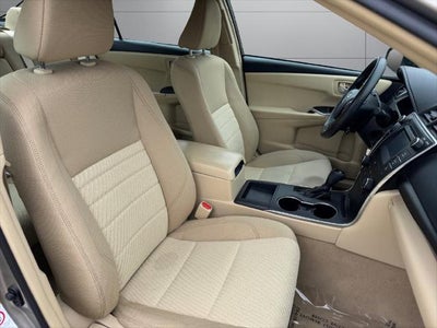 2017 Toyota Camry LE FWD