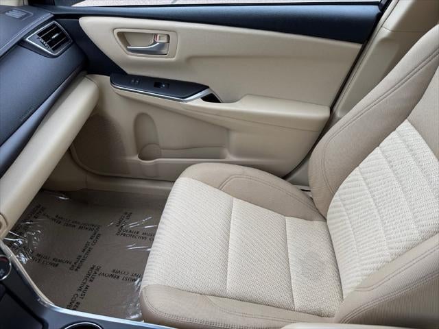 2017 Toyota Camry LE FWD