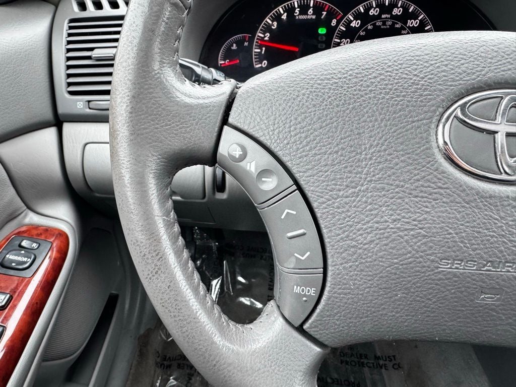 2005 Toyota Camry XLE FWD