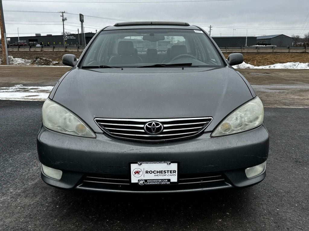 2005 Toyota Camry XLE FWD