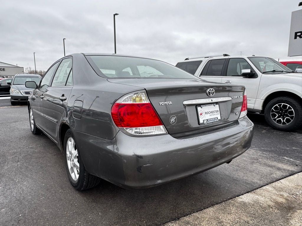 2005 Toyota Camry XLE FWD