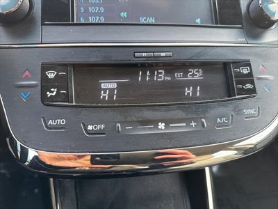 2014 Toyota Avalon XLE FWD