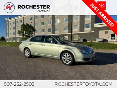 2009 Toyota Avalon XLS FWD