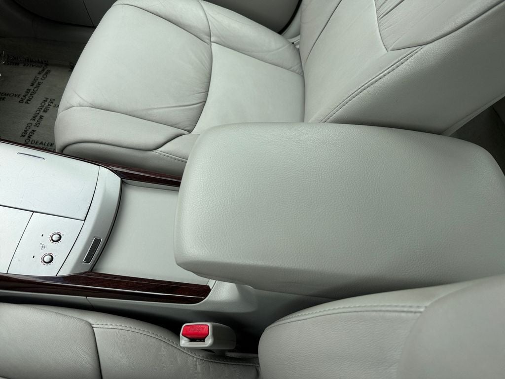 2009 Toyota Avalon XLS FWD