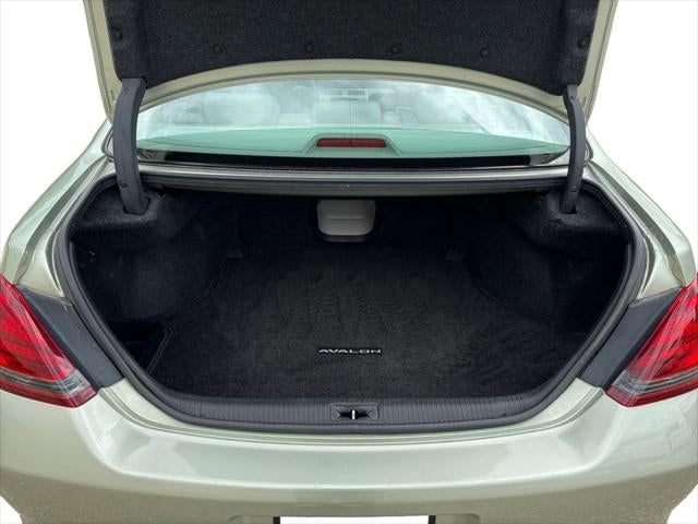 2009 Toyota Avalon XLS FWD
