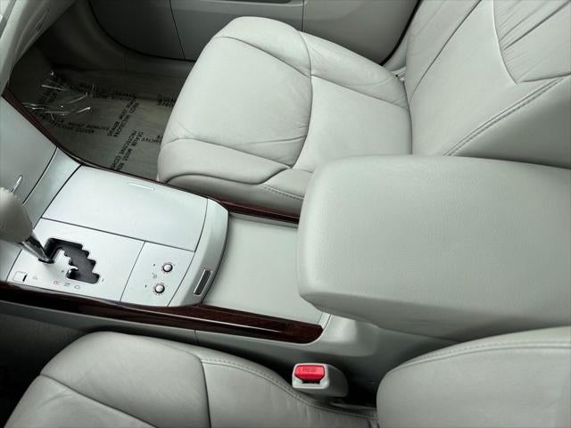 2009 Toyota Avalon XLS FWD