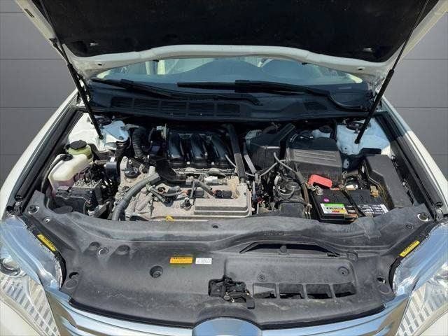2012 Toyota Avalon Limited FWD
