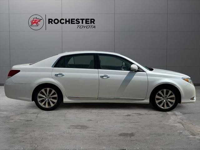 2012 Toyota Avalon Limited FWD
