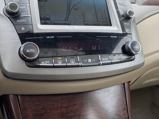 2012 Toyota Avalon Limited FWD