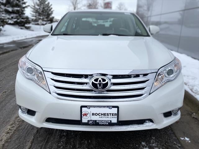2012 Toyota Avalon Limited FWD