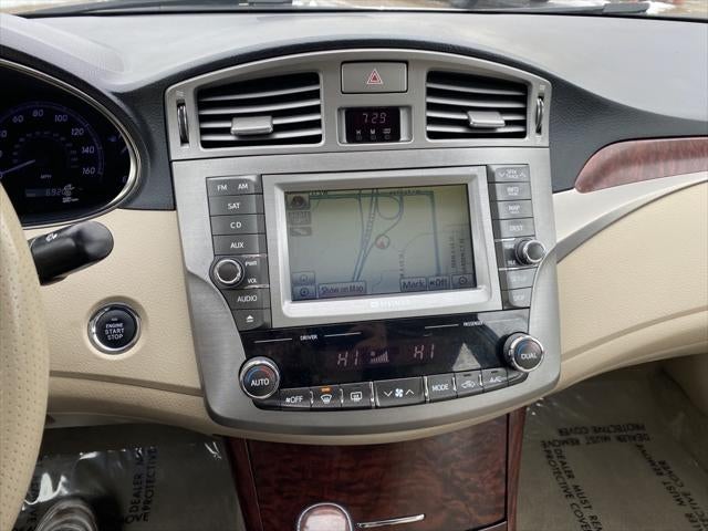 2012 Toyota Avalon Limited FWD