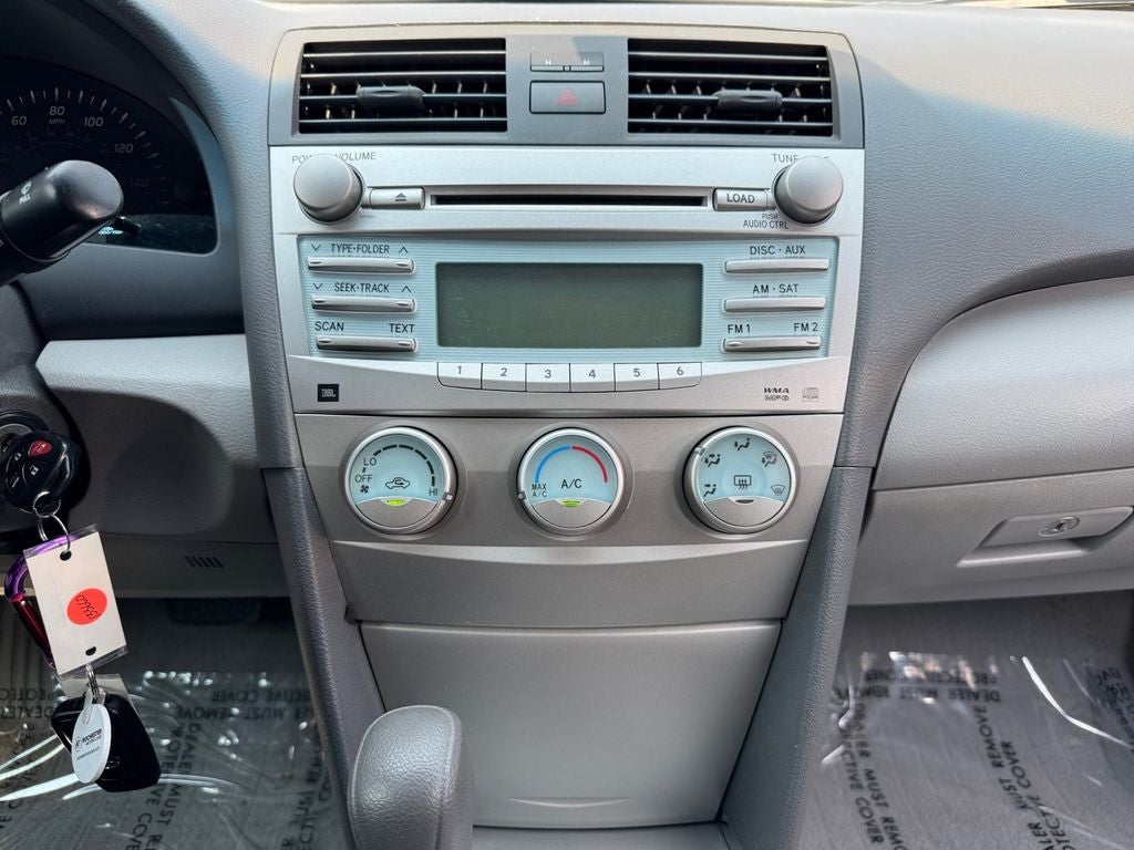 2009 Toyota Camry LE FWD