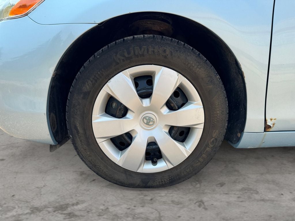 2009 Toyota Camry LE FWD