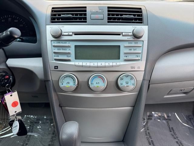 2009 Toyota Camry LE FWD