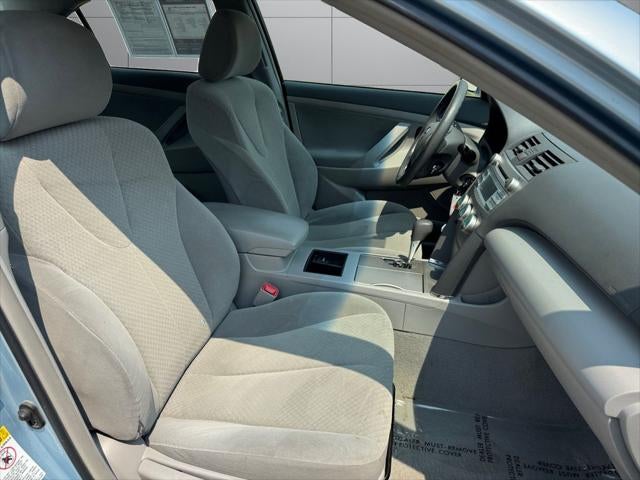 2009 Toyota Camry LE FWD