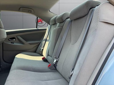 2009 Toyota Camry LE FWD