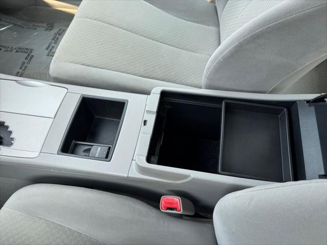 2009 Toyota Camry LE FWD