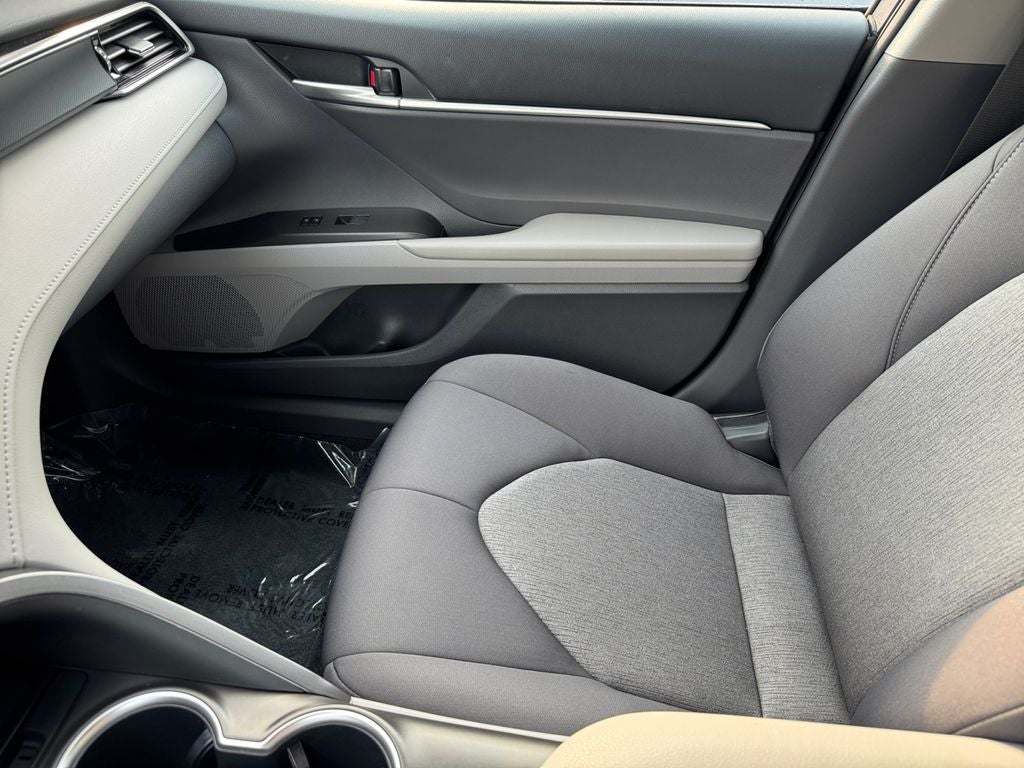 2024 Toyota Camry Hybrid LE FWD